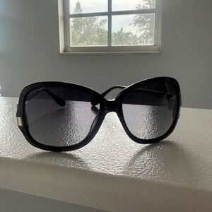 Marc Jacob’s ** Elegant Black Sunglasses
